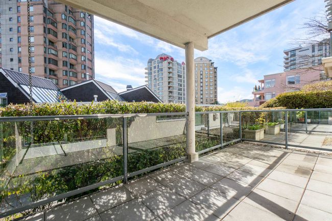 103 - 2242 Marine Drive, Condo with 2 bedrooms, 2 bathrooms and 1 parking in West Vancouver BC | Image 1