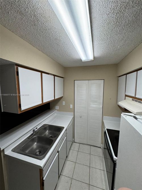apt-213-1225 Sw 46th Ave, Pompano Beach, FL, 33069-6426 | Card Image