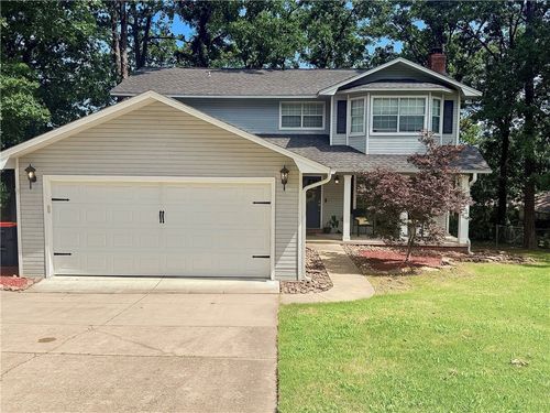 4 Water Oak Ln, Russellville, AR, 72802-9032 | Card Image