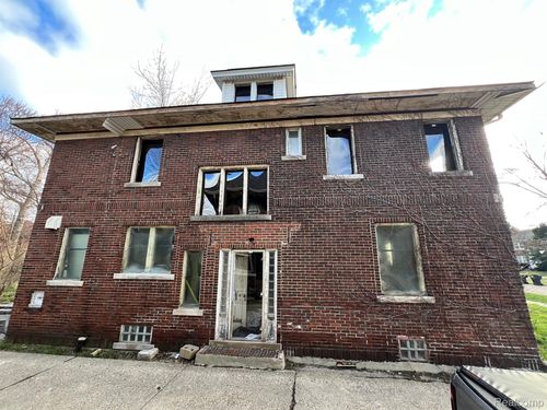 2050 Atkinson St, Detroit, MI, 48206-2009 | Card Image