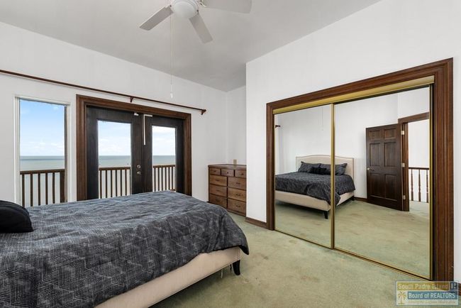 1810 N Shore Dr, House other with 3 bedrooms, 3 bathrooms and 2 parking in Port Isabel TX | Image 11
