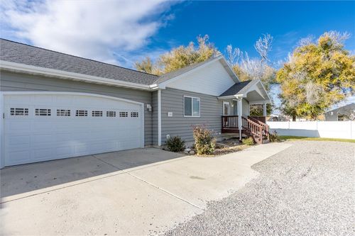 737 Lambrecht, Billings, MT, 59105 | Card Image