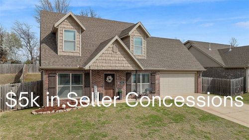 507 W Laurel Ave, Rogers, AR, 72758-7025 | Card Image