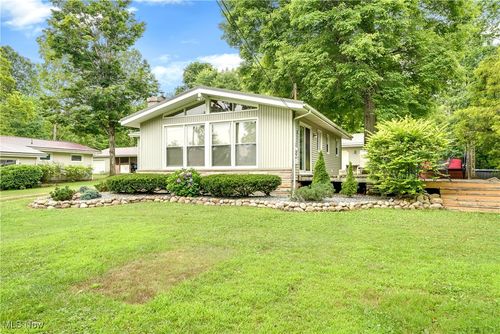 6009 Bole Dr, Andover, OH, 44003-9781 | Card Image