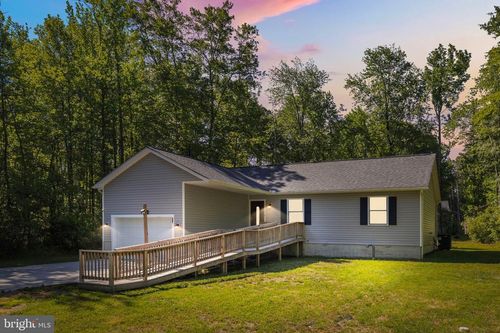 22 Pinewood Ln, COLONIAL BEACH, VA, 22443-4200 | Card Image