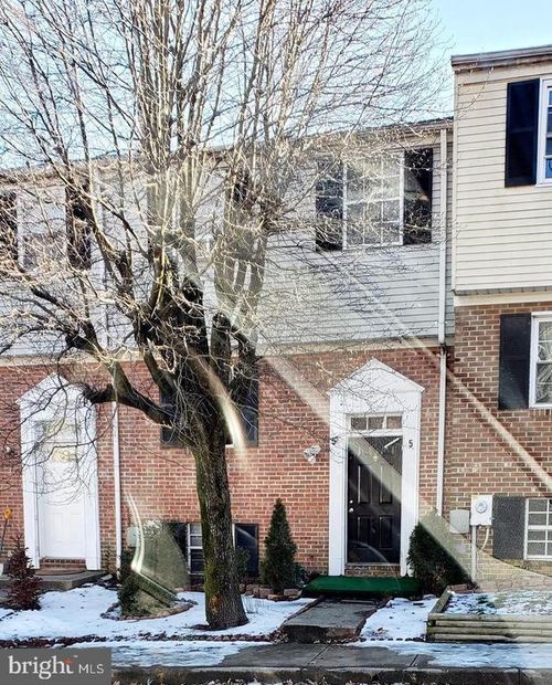 5 Cartwright Ct, ROSEDALE, MD, 21237-3932 | Card Image