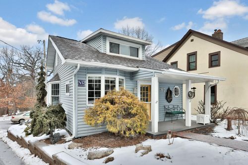 87 Quail St, Mahtomedi, MN, 55115-1967 | Card Image