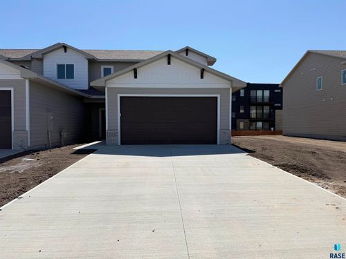 5113 E 67th St Street, Sioux Falls, SD, 57108 | Card Image