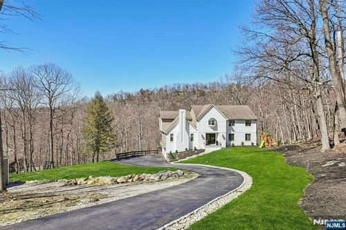 172 Miller Rd, Kinnelon, NJ, 07405-3019 | Card Image