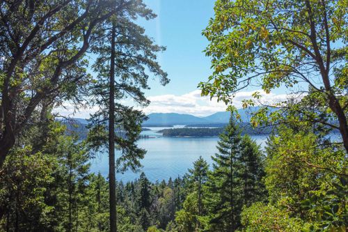 580-340 Manastee Rd, Galiano Island, BC, V0N1P0 | Card Image