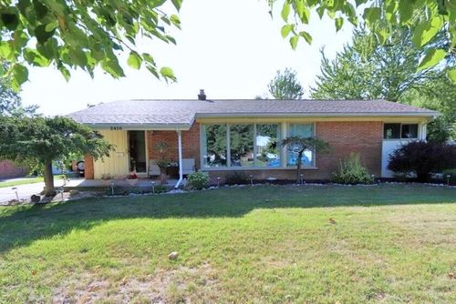 2410 Middlefield Rd, Trenton, MI, 48183-2454 | Card Image