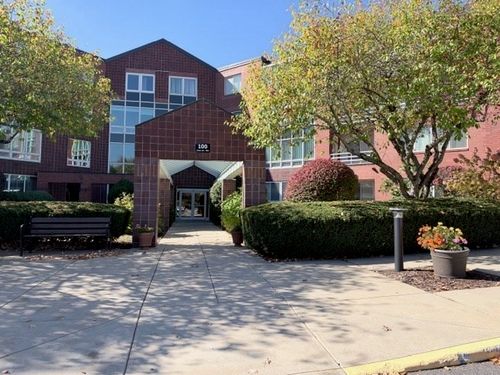 380-380 Place Ln, Woburn, MA, 01801-2976 | Card Image