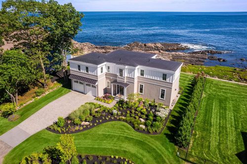 11 Ossipee Rd, Cape Neddick, ME, 03902-7156 | Card Image