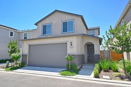 6429 E Moscato Dr, Fresno, CA, 93727-0979 | Card Image