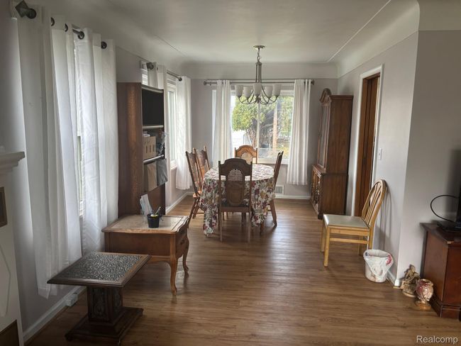 18720 Goddard Rd, House other with 2 bedrooms, 2 bathrooms and null parking in Allen Park MI | Image 10