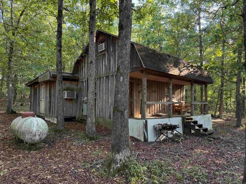 135 Woopsie Rd, Leslie, AR, 72645-9506 | Card Image