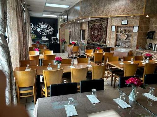 {{alt}} | Card Image