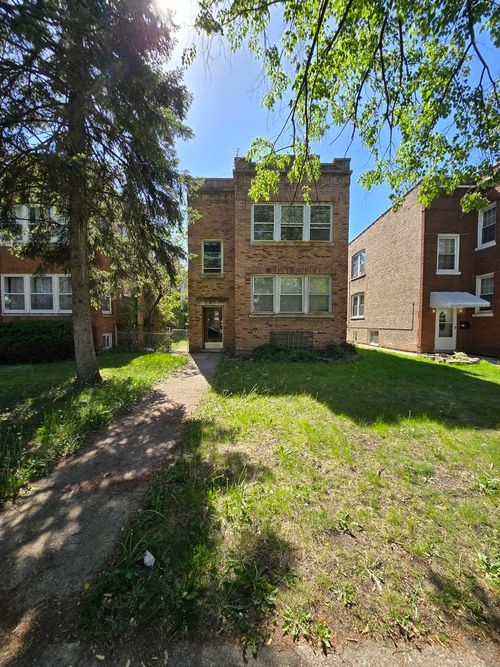 1320 Wisconsin Ave, Berwyn, IL, 60402-4553 | Card Image