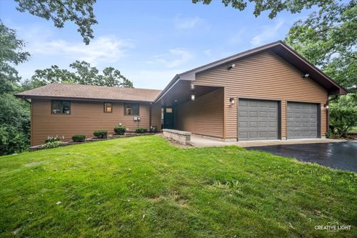 10033 W Hillshire Dr, Richmond, IL, 60071-9791 | Card Image