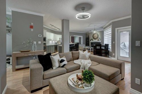 410-60 24 Ave Sw, Calgary, AB, T2S3C9 | Card Image