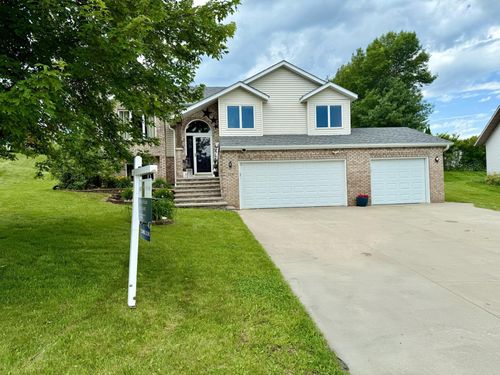 328 10th St Nw, Byron, MN, 55920-1388 | Card Image
