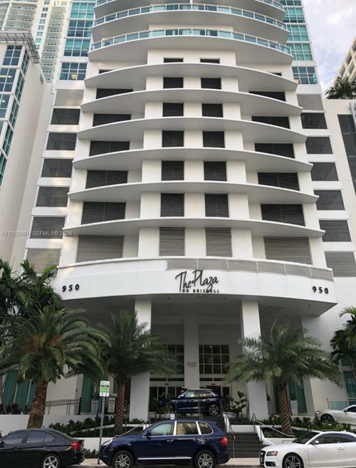apt-3002-950 Brickell Bay Dr, Miami, FL, 33131-3955 | Card Image