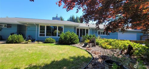 1910 Washington Ave N, Long Beach, WA, 98631-3634 | Card Image