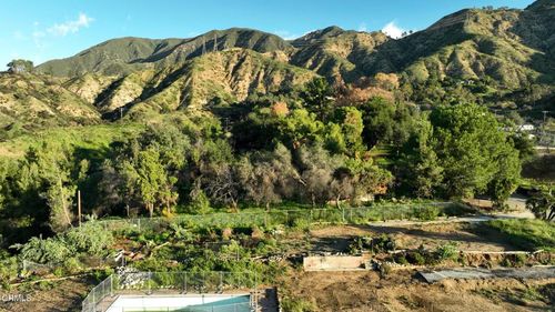 3689 Fair Oaks Ave, Altadena, CA, 91001-3909 | Card Image