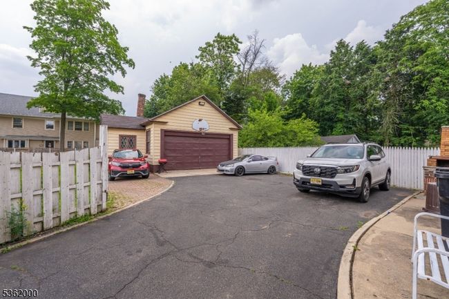 692 W 8 Th St, House other with 7 bedrooms, 3 bathrooms and null parking in Plainfield NJ | Image 4