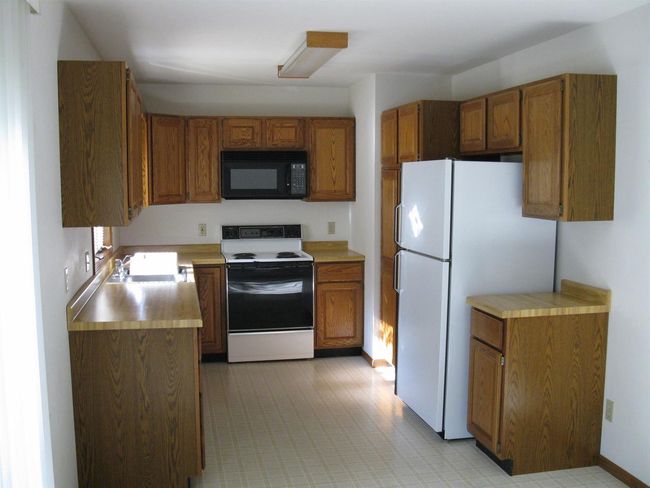 654 - 652-654 N Baltimore St, Home with 0 bedrooms, 0 bathrooms and null parking in Spring Green WI | Image 14