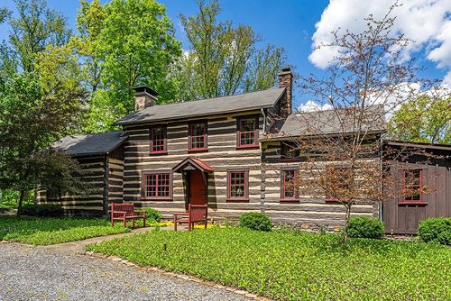 4439 Old Forge Rd, Luray, VA, 22835-3248 | Card Image