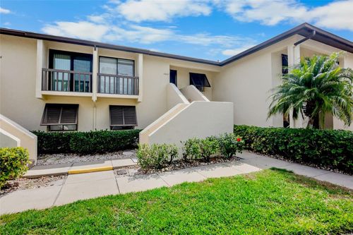 62-4582 Bravura Lake Dr, SARASOTA, FL, 34240 | Card Image