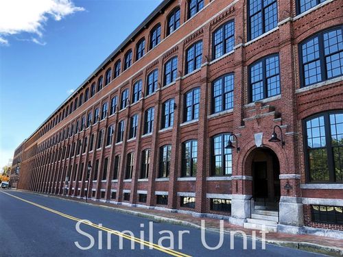 105-34 Franklin St, Nashua, NH, 03064-2722 | Card Image