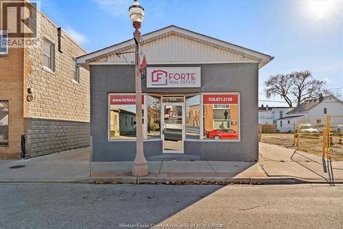 1145 Erie St E, Windsor, ON, N9A3Z4 | Card Image