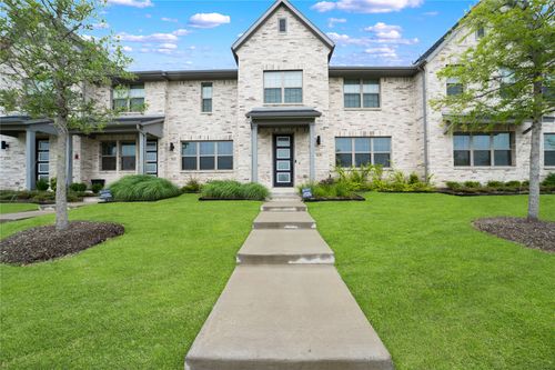 2628 Red Tailed Hawk Ln, McKinney, TX, 75071-0680 | Card Image