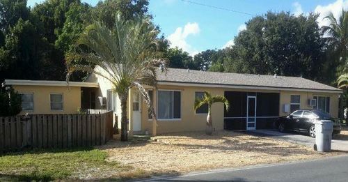 1800 Ne 4th St, Pompano Beach, FL, 33060-6533 | Card Image