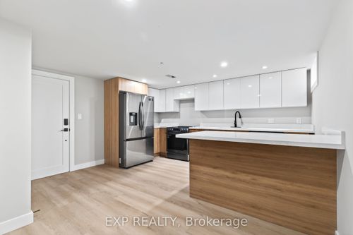 3-263 Anne Street N, Barrie, ON, L4N4Y1 | Card Image