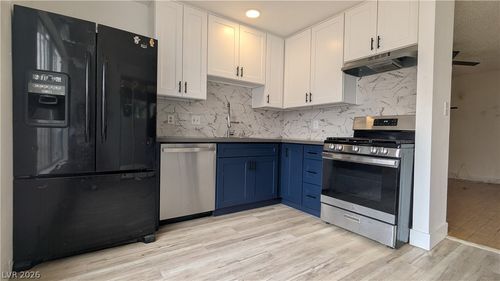 4461 Bramblewood St, Las Vegas, NV, 89147-4724 | Card Image