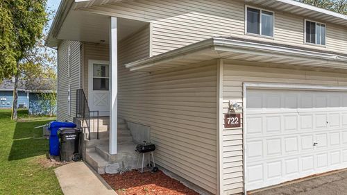 722 N Hawthorne Drive, APPLETON, WI, 54915 | Card Image