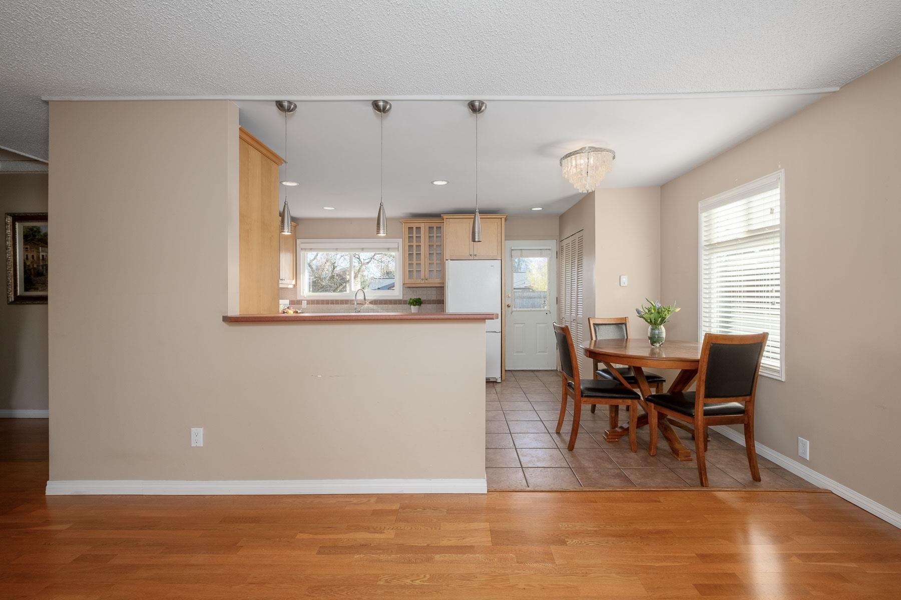 1805 W 15 Th Street, House other with 3 bedrooms, 1 bathrooms and 4 parking in North Vancouver BC | Image 8