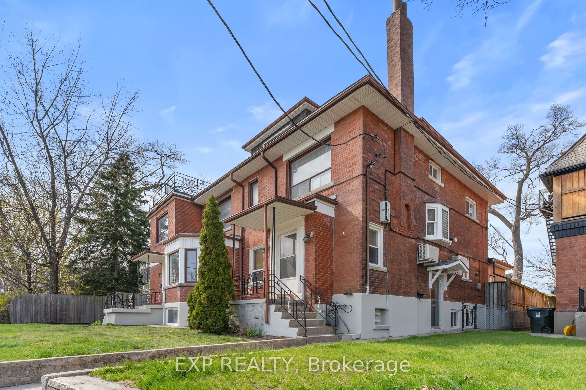 Residential in Toronto W02