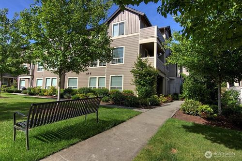 apt-f102-1900 Weaver Rd, Snohomish, WA, 98290-4212 | Card Image
