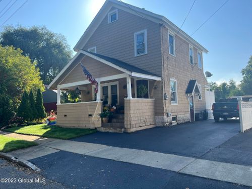 19 Lawton Avenue, Glens Falls, NY, 12801 | Card Image