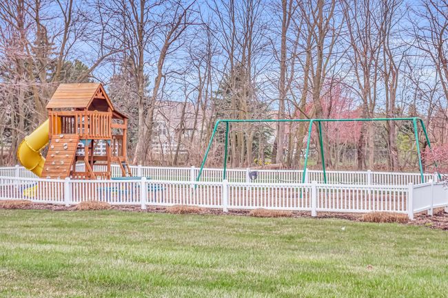 8 - 3672 Oxford Ct, Condo with 3 bedrooms, 3 bathrooms and null parking in Hudsonville MI | Image 33
