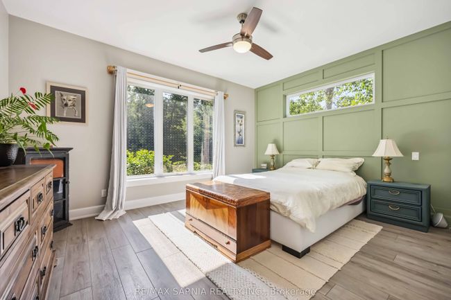 9934 Nipigon St, House other with 2 bedrooms, 2 bathrooms and 2 parking in Port Franks ON | Image 20
