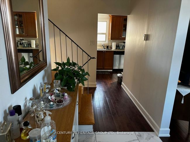 1416 Colmar Ave, House other with 3 bedrooms, 2 bathrooms and 3 parking in Pickering ON | Image 4