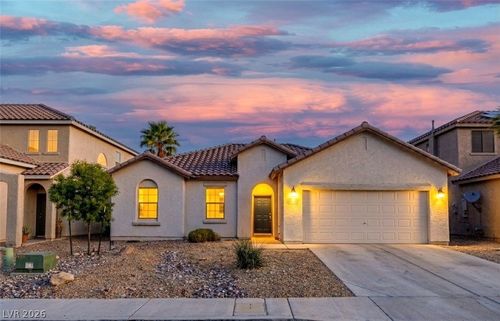 5319 Crestpoint Watch Ct, North Las Vegas, NV, 89031-6600 | Card Image