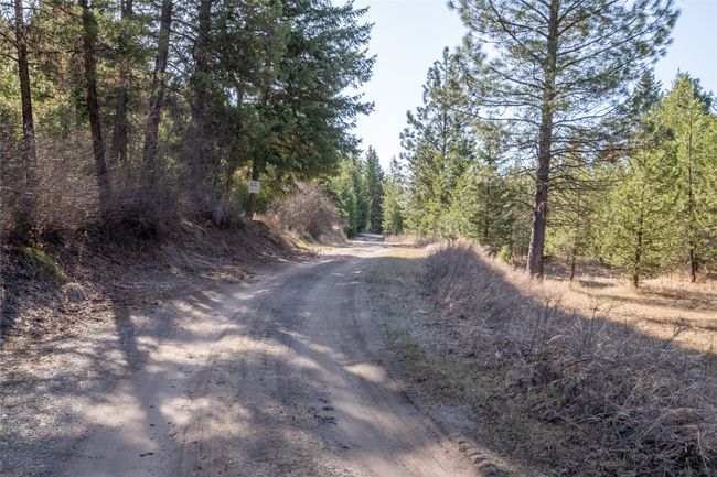 587 Cochran Ln, House other with 1 bedrooms, 1 bathrooms and null parking in Saint Regis MT | Image 24