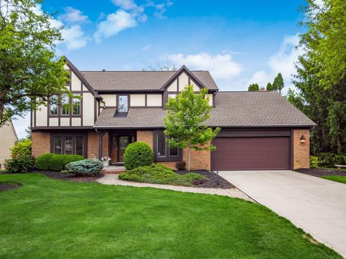 8638 Davington Dr, Dublin, OH, 43017-7618 | Card Image