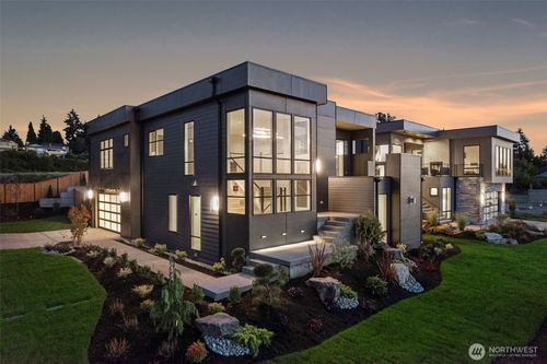 1422 Sequalish St, Steilacoom, WA, 98388-2500 | Card Image
